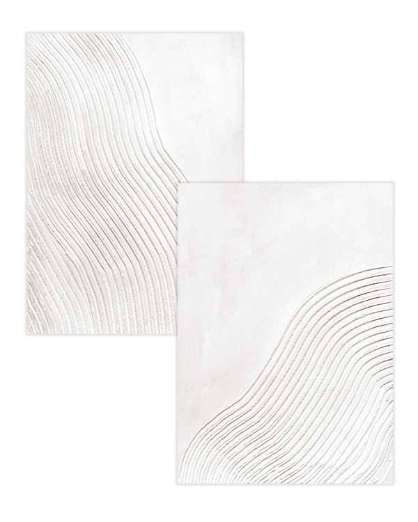 Lot de posters. Deux affiches texturées blanches avec des lignes ondulées, évoquant des dunes de sable.