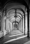 Arched Corridor Affiche