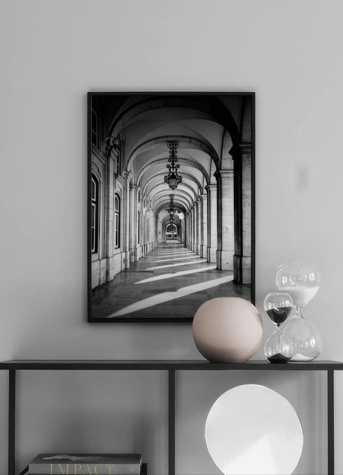 Arched Corridor Affiche