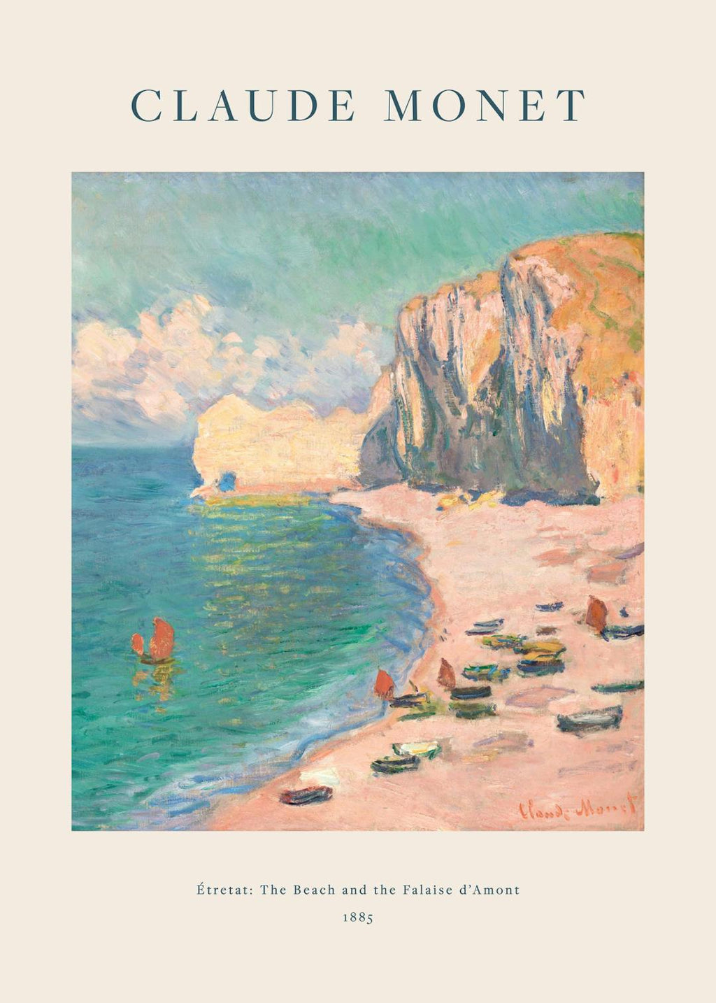 Affiche de Monet, plage dÉtretat avec falaises et mer turquoise, bateaux sur le sable et dans leau.