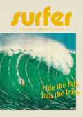 Affiche Surfer vintage avec grand rouleau vert, surfer sur sa planche, et texte jaune ride the tide join the tribe.